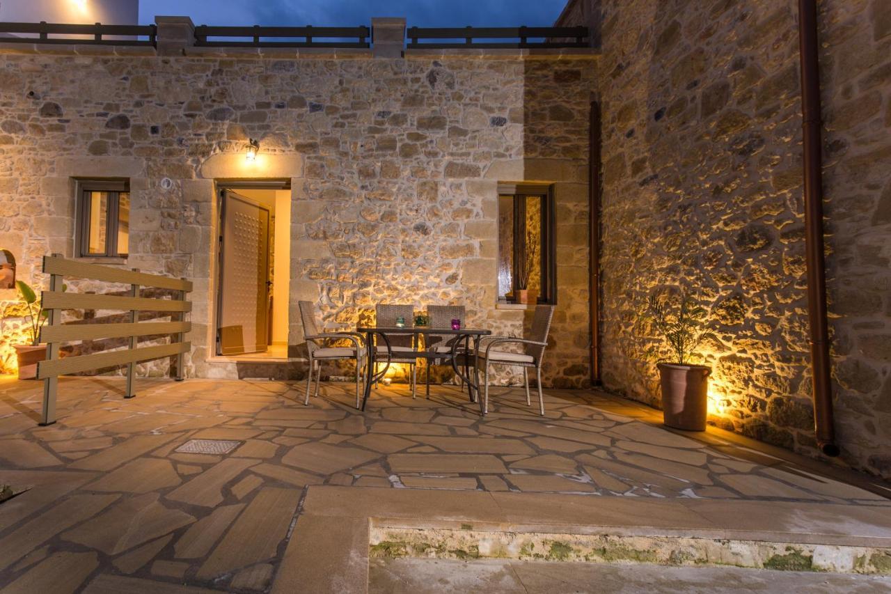 Agarathos Deluxe Homes - Kaliviani -On The Road To Balos Kissamos Exterior photo