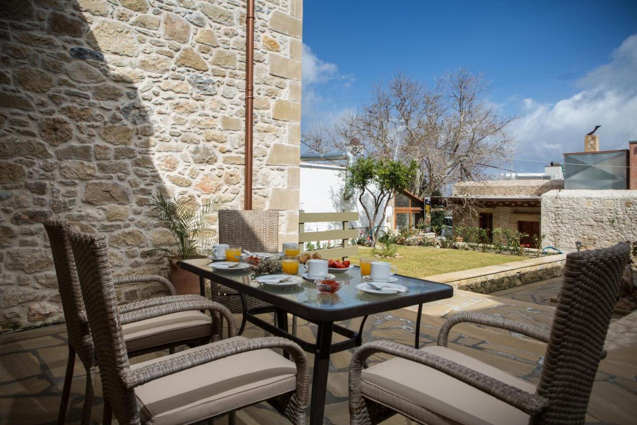Agarathos Deluxe Homes - Kaliviani -On The Road To Balos Kissamos Exterior photo